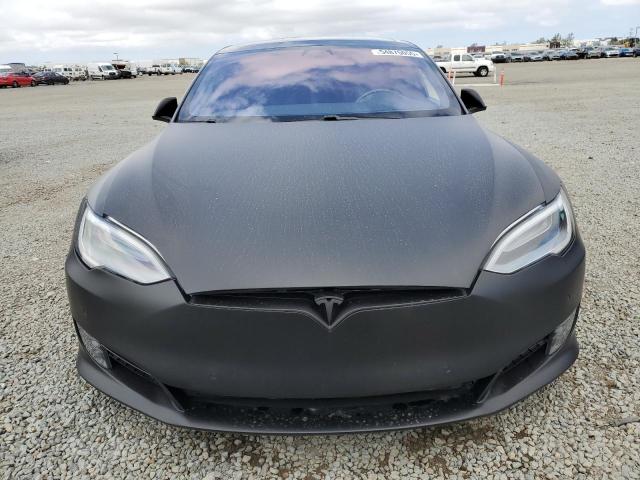 Photo 5 from auction – 2017 TESLA MODEL S with VIN 5YJSA1E22HF192735