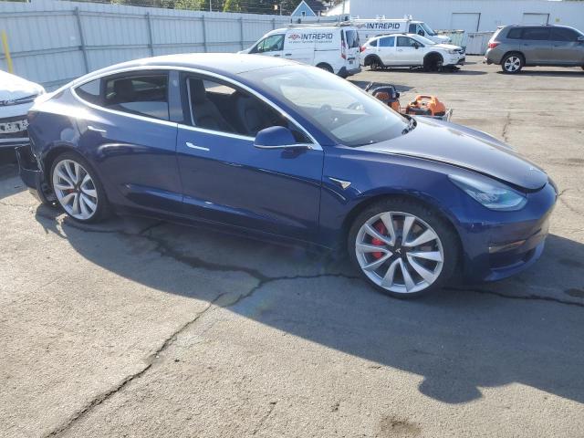 Photo 4 from auction – 2018 TESLA MODEL 3 with VIN 5YJ3E1EB3JF083988