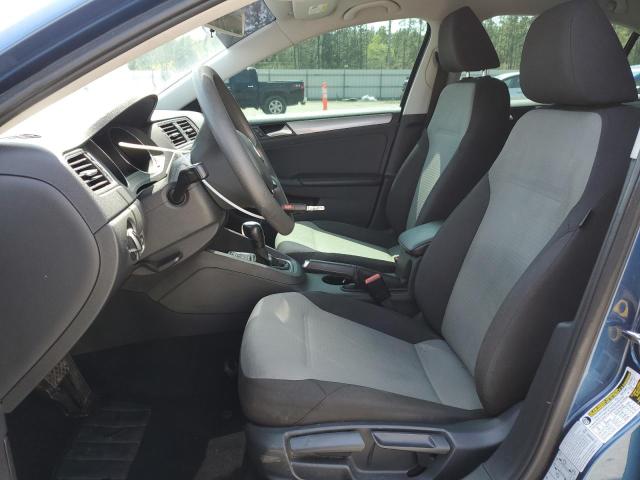 Photo 7 from auction – 2017 VOLKSWAGEN JETTA S with VIN 3VW2B7AJ4HM382140