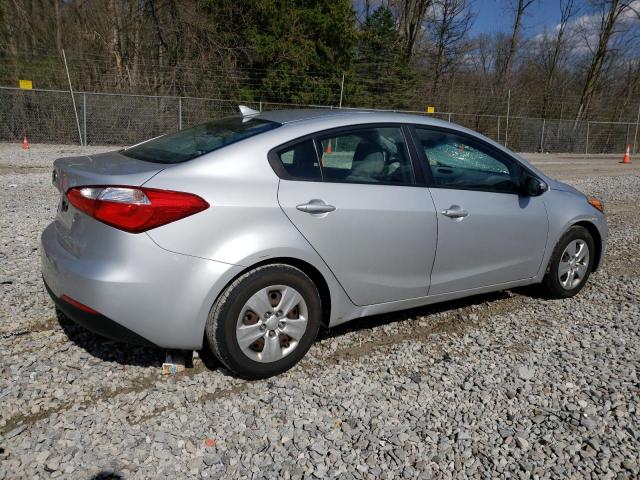 Снимка 3 от търг – 2015 KIA FORTE LX с VIN KNAFK4A64F5433196