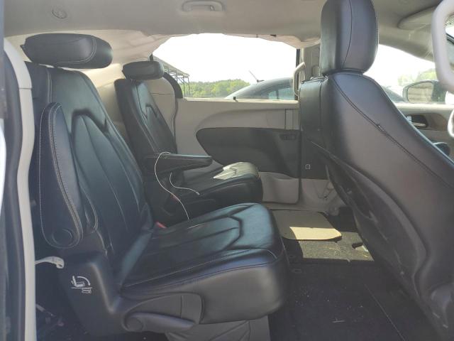 Photo 11 from auction – 2020 CHRYSLER VOYAGER LX with VIN 2C4RC1DGXLR261075