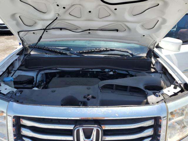Photo 12 from auction – 2015 HONDA PILOT TOUR with VIN 5FNYF3H98FB018570