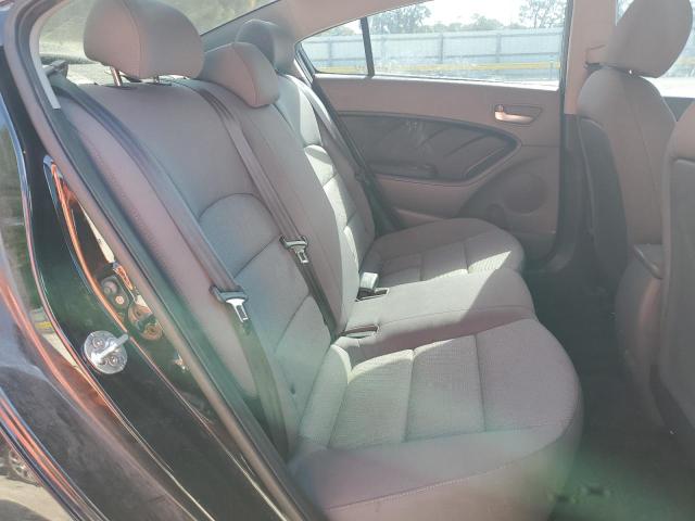 Photo 10 from auction – 2017 KIA FORTE LX with VIN 3KPFK4A71HE018548