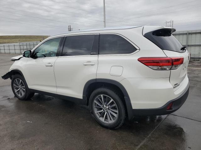 Photo 2 from auction – 2019 TOYOTA HIGHLANDER with VIN 5TDJZRFH6KS596906