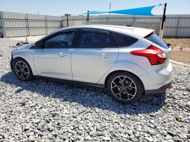 Zdjęcie 2 z aukcji – 2014 FORD FOCUS SE z VIN 1FADP3K27EL416989