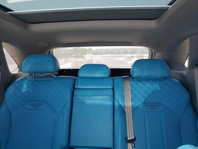 Photo 10 from auction – 2022 BENTLEY BENTAYGA with VIN SJAAM2ZV9NC011752