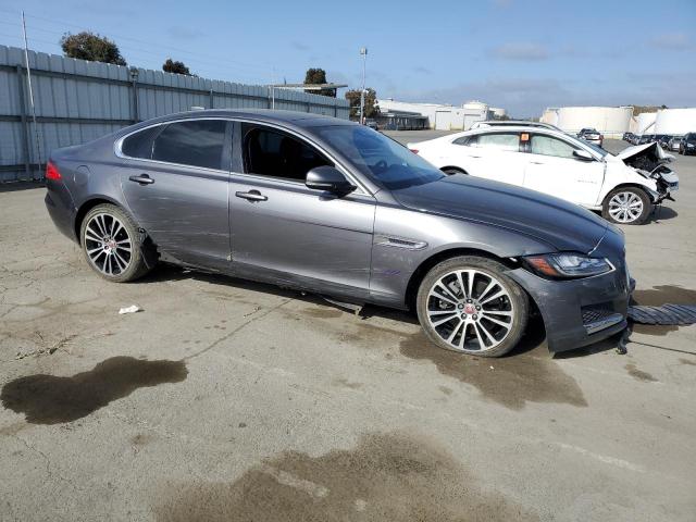 Photo 4 from auction – 2016 JAGUAR XF PRESTIG with VIN SAJBE4BV8GCY13204