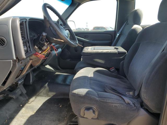 Photo 7 from auction – 2000 CHEVROLET SILVERADO with VIN 1GCEC14V3YZ219177