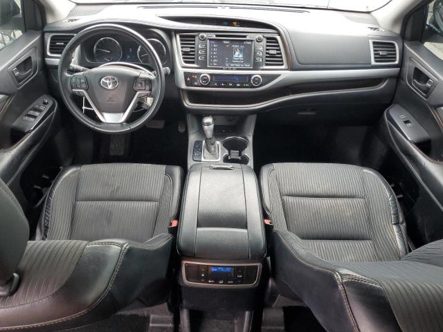 Photo 8 from auction – 2016 TOYOTA HIGHLANDER with VIN 5TDBKRFH1GS277655
