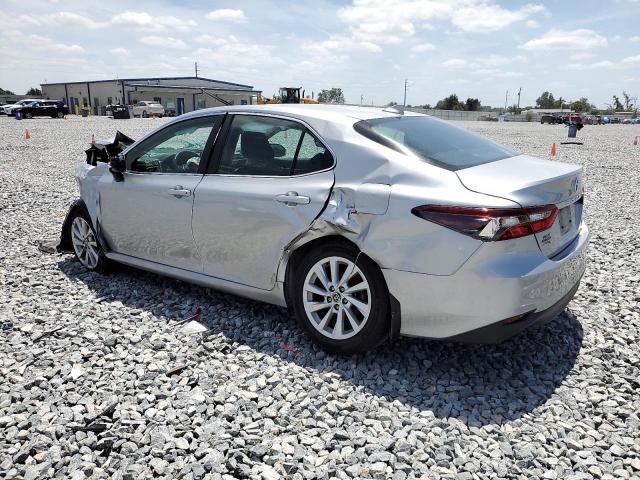 Photo 2 from auction – 2022 TOYOTA CAMRY with VIN 4T1C11BK8NU054222