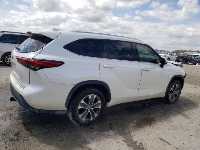 Photo 3 from auction – 2021 TOYOTA HIGHLANDER with VIN 5TDGZRAH9MS058124