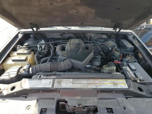 Photo 12 from auction – 2000 FORD EXPLORER X with VIN 1FMZU73E8YUA96441