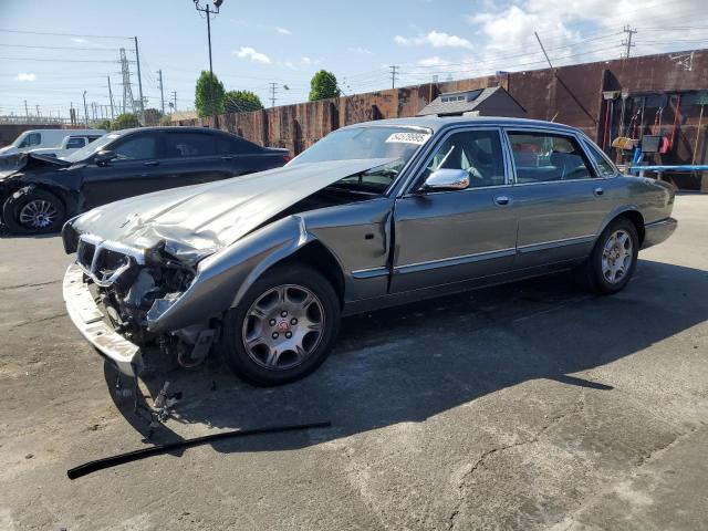 JAGUAR VANDENPLAS 2002 مع رقم تعريف المركبة SAJDA24C92LF44498 - صورة من المزاد