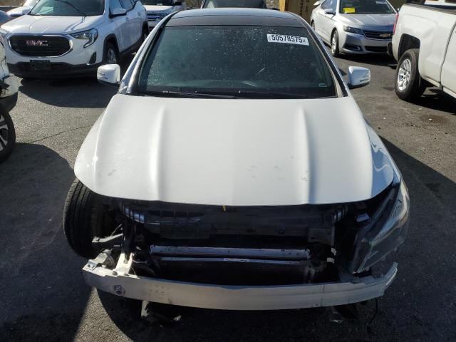 Photo 5 from auction – 2018 MERCEDES-BENZ CLA 250 with VIN WDDSJ4EB3JN646859