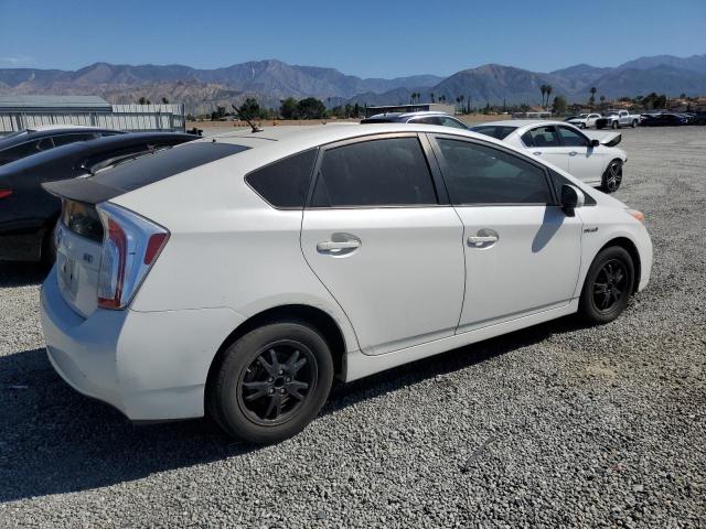Снимка 3 от търг – 2014 TOYOTA PRIUS с VIN JTDKN3DU2E0378806