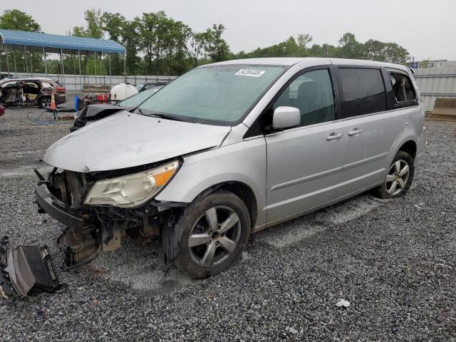 2010 VOLKSWAGEN ROUTAN