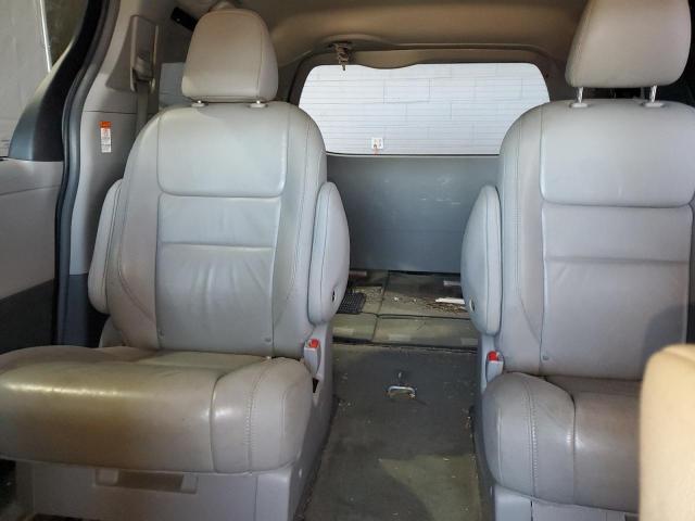 Photo 10 from auction – 2016 TOYOTA SIENNA XLE with VIN 5TDDK3DC3GS136826