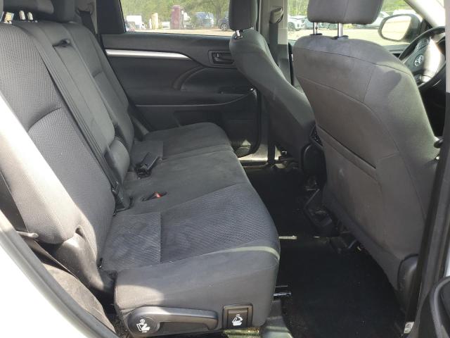 Photo 10 from auction – 2017 TOYOTA HIGHLANDER with VIN 5TDZZRFH5HS227014