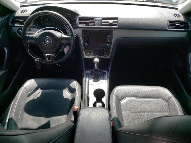 Photo 8 from auction – 2015 VOLKSWAGEN PASSAT S with VIN 1VWAT7A38FC115950