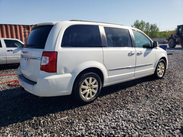 Photo 3 from auction – 2016 CHRYSLER TOWN & COU with VIN 2C4RC1BG9GR302790