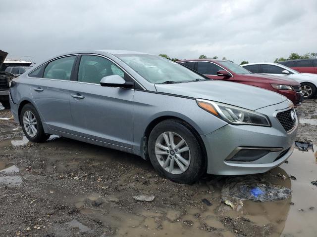 Photo 4 from auction – 2016 HYUNDAI SONATA SE with VIN 5NPE24AF0GH303383