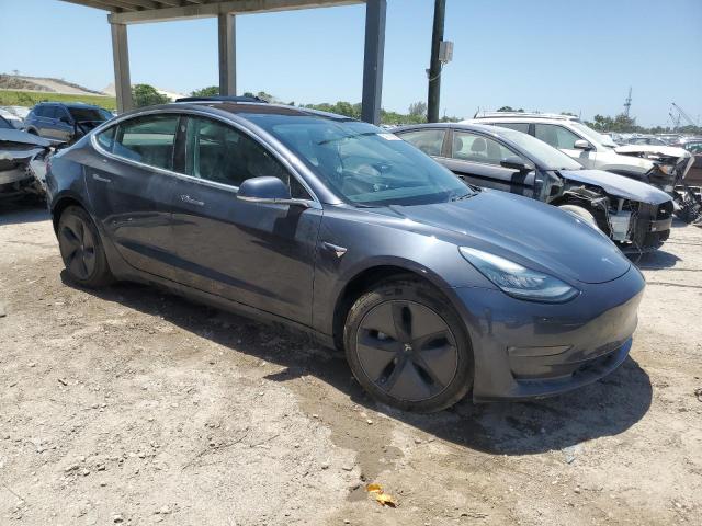 Photo 4 from auction – 2018 TESLA MODEL 3 with VIN 5YJ3E1EA9JF044636