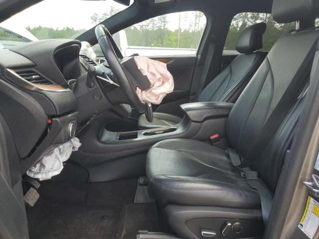 Photo 7 from auction – 2017 LINCOLN MKC RESERV with VIN 5LMCJ3D98HUL11757