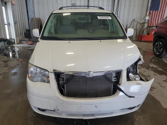 Photo 5 from auction – 2009 CHRYSLER TOWN & COU with VIN 2A8HR54129R574703