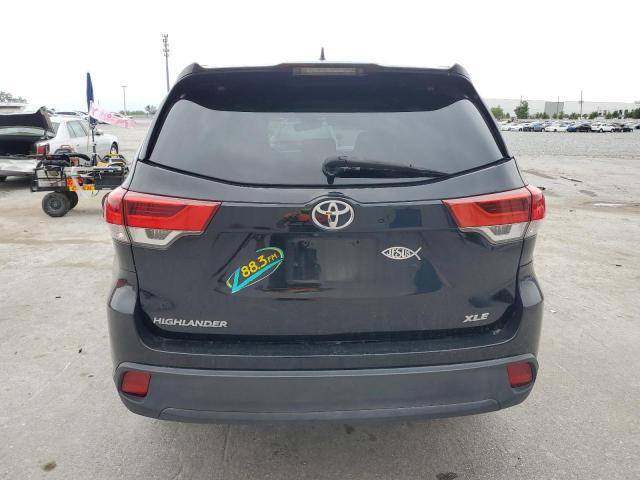 Photo 6 from auction – 2018 TOYOTA HIGHLANDER with VIN 5TDKZRFH8JS541148