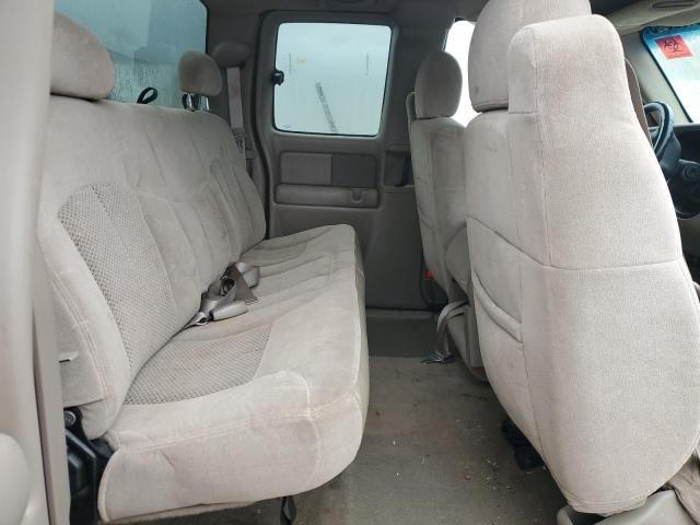 Photo 10 from auction – 2002 CHEVROLET SILVERADO with VIN 2GCEC19T221425212