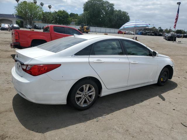 Photo 3 from auction – 2013 HYUNDAI SONATA GLS with VIN 5NPEB4ACXDH758226
