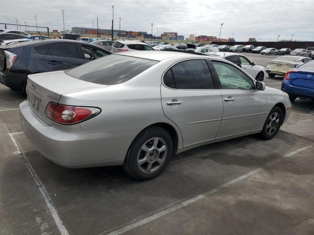 Снимка 3 от търг – 2002 LEXUS ES 300 с VIN JTHBF30G820076668