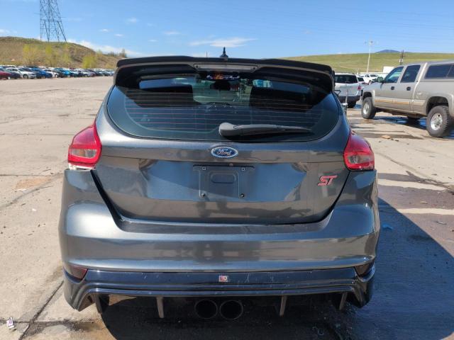 صورة رقم 6 من المزاد - 2017 FORD FOCUS ST مع VIN 1FADP3L95HL298134