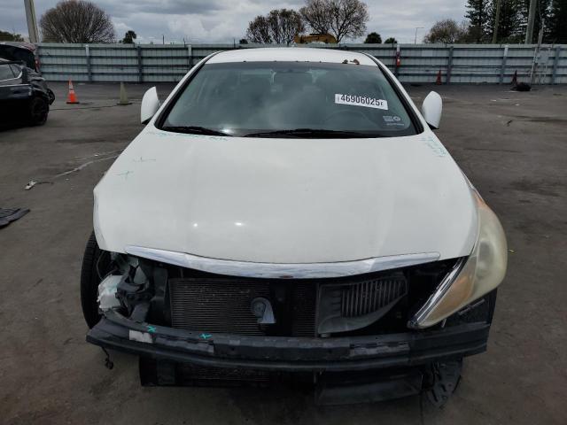 Photo 5 from auction – 2012 HYUNDAI SONATA with VIN 5NPEC4ABXCH362588
