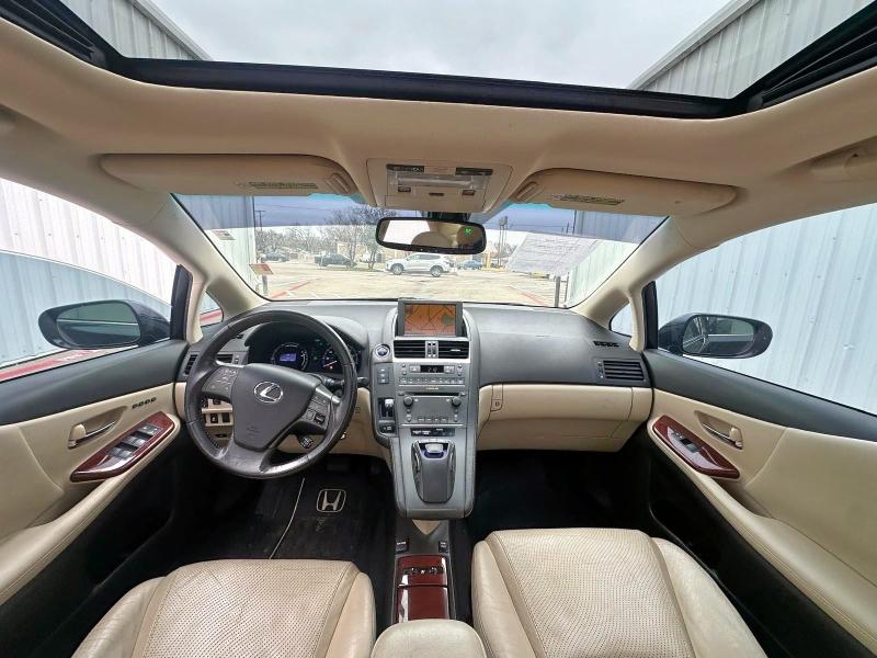 Photo 9 from auction – 2010 LEXUS HS 250H with VIN JTHBB1BAXA2008917