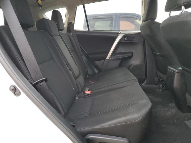 Photo 11 from auction – 2014 TOYOTA RAV4 LE with VIN 2T3BFREV4EW158666