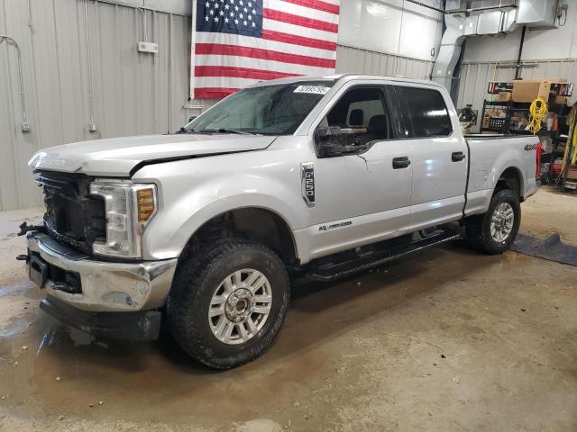 FORD F250 SUPER 2019 with VIN 1FT7W2BT2KEF51990 - Photo from auction