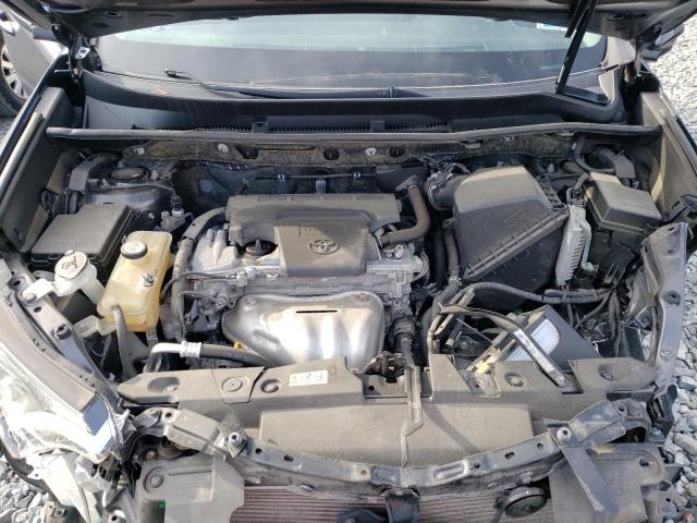 Photo 12 from auction – 2018 TOYOTA RAV4 LE with VIN JTMBFREV0JJ745939