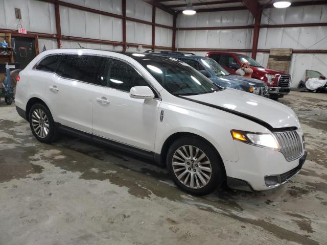 Photo 4 from auction – 2011 LINCOLN MKT with VIN 2LMHJ5AR0BBJ50010