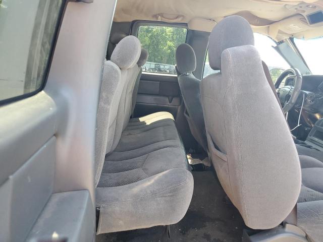 Photo 10 from auction – 2005 CHEVROLET SILVERADO with VIN 1GCEK19T05E187737