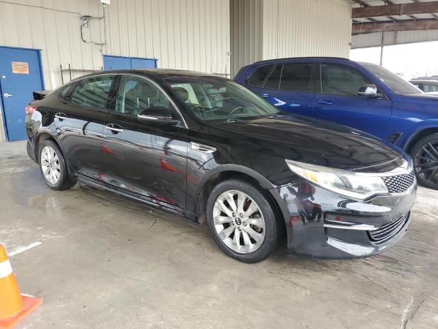 Photo 4 from auction – 2017 KIA OPTIMA EX with VIN 5XXGU4L39HG168567