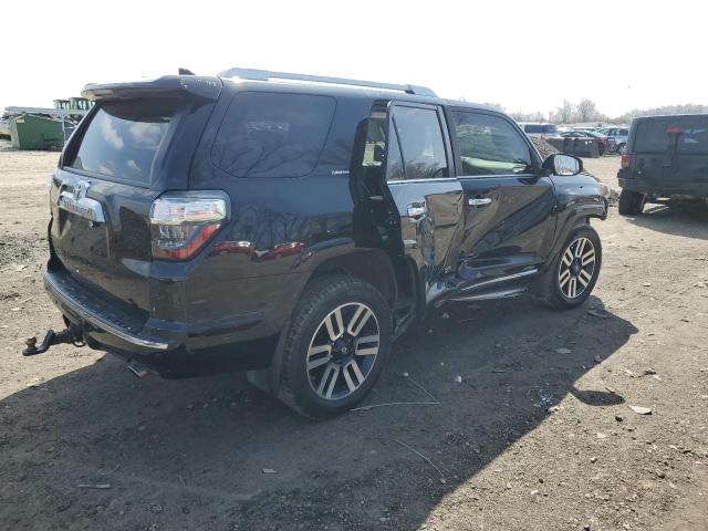 Photo 3 from auction – 2018 TOYOTA 4RUNNER SR with VIN JTEBU5JR7J5540002