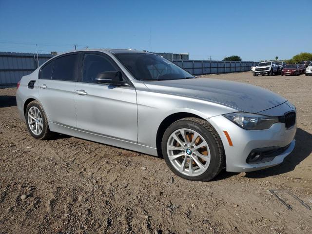 Photo 4 from auction – 2016 BMW 320 I with VIN WBA8E1G50GNT37757