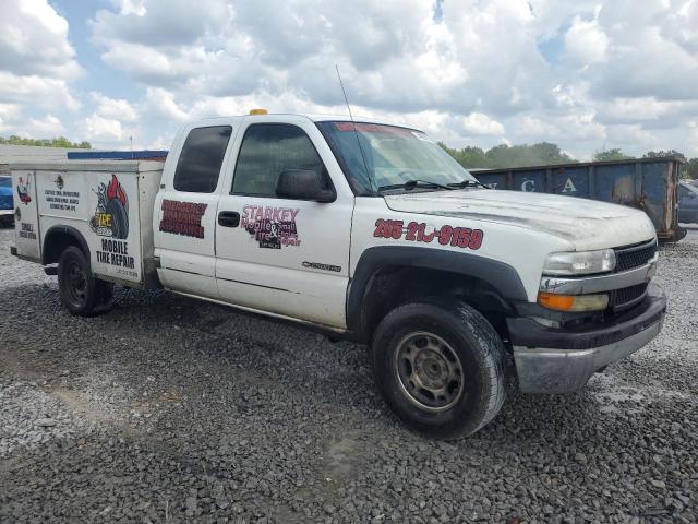 Photo 4 from auction – 2002 CHEVROLET SILVERADO with VIN 1GBHC29U62E300518