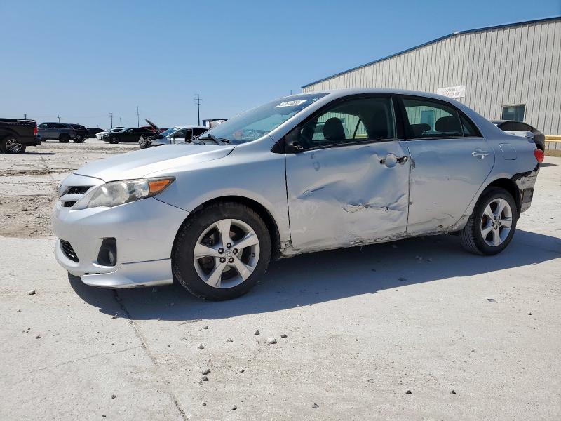 Снимка 1 от търг – 2013 TOYOTA COROLLA BA с VIN 2T1BU4EE3DC124333