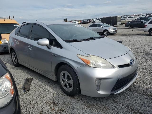 Photo 4 from auction – 2013 TOYOTA PRIUS with VIN JTDKN3DU5D5577222