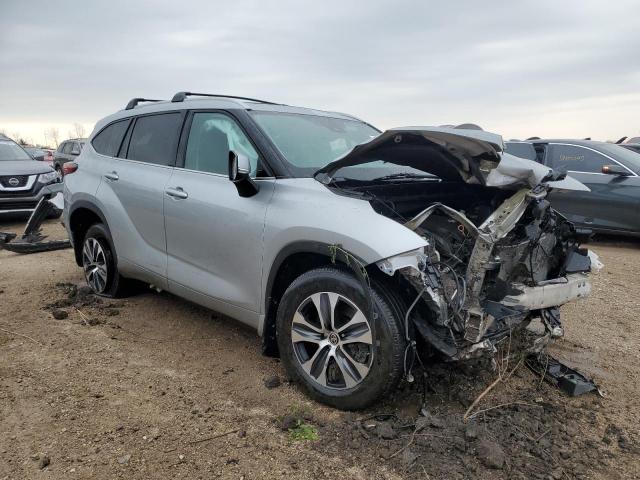 Photo 4 from auction – 2022 TOYOTA HIGHLANDER with VIN 5TDGZRBH7NS200180