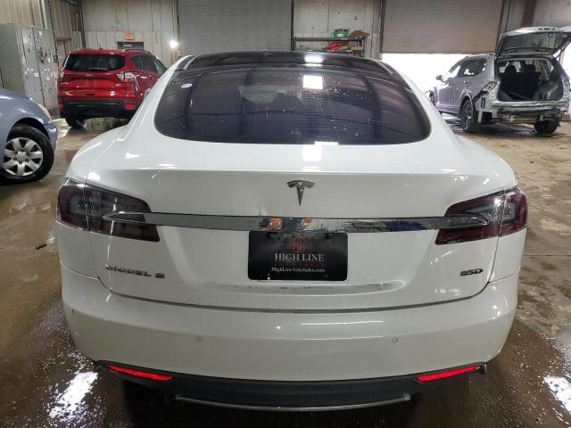 Photo 6 from auction – 2015 TESLA MODEL S 85 with VIN 5YJSA1H24FF092628