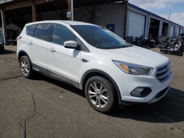 Photo 4 from auction – 2017 FORD ESCAPE SE with VIN 1FMCU9GD6HUA34426
