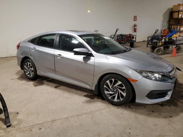 Photo 4 from auction – 2016 HONDA CIVIC EX with VIN 19XFC2F73GE218419